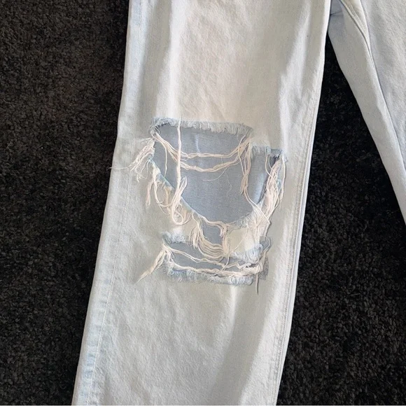 American Eagle Super High Rise Baggy Wide
Leg Ankle Jeans Strigid Denim Size 2 - Picture 5 of 13